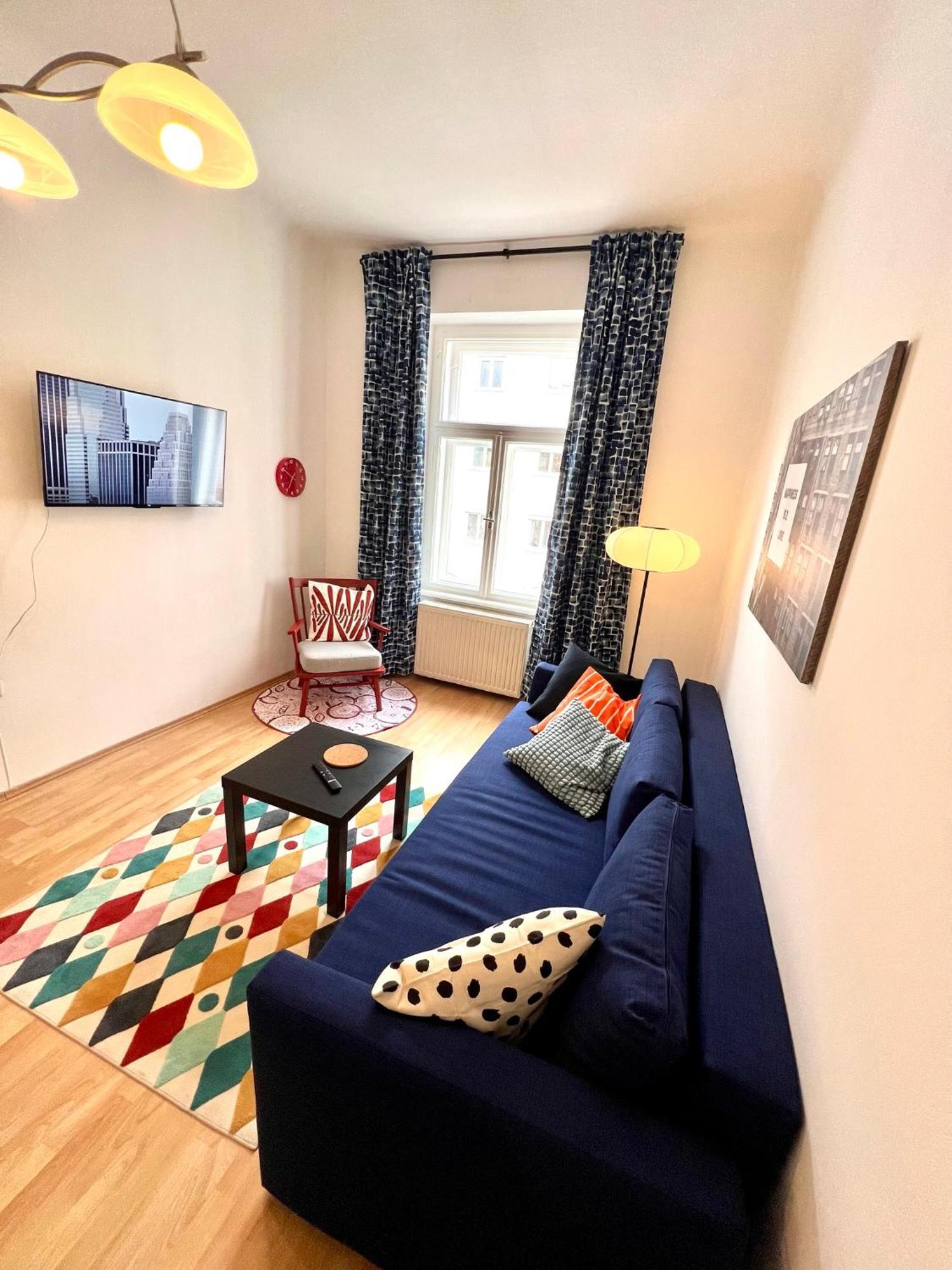 Cozy City Retreat - By Nahuen Suites Graz Exterior photo